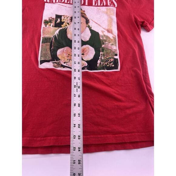 Elf Christmas Shirt Mens Small Red Holiday Pullover Short Sleeve Cotton Unisex - Picture 3 of 7